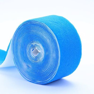 Gauze Bandage medico ipoallergenico, rotolo autoadesivo della fasciatura della schiuma
