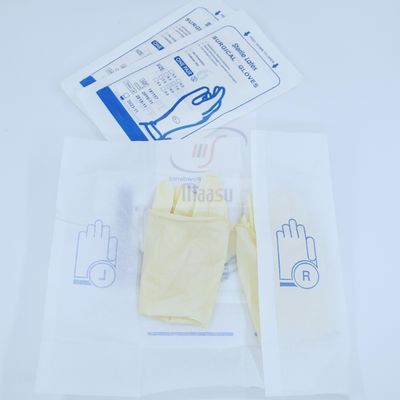 I guanti chirurgici del lattice sterile bianco latteo spolverizzano a 6,5 pollici libero