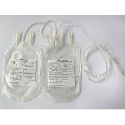 Singoli doppi sacchetti di raccolta quadrupli tripli del sangue